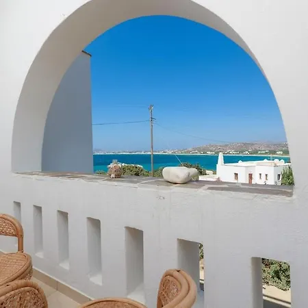 Apartmán Orkos Sunset-garden Mikri Vigla